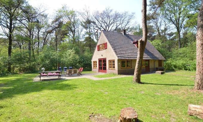Zuidwolde House | Idyllic Holiday Home Nestled in Nature with Family-Friendly Amenities