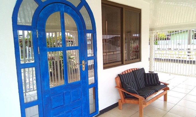 Paramaribo House | Cozy Detached Holiday Home with Pool & Ocean View
