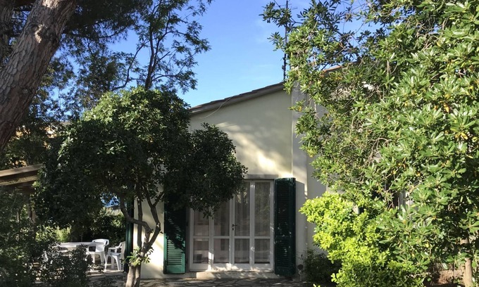 Procchio Apartment | Relaxing Retreat at Villeta Serena with Spa & Pet-Friendly