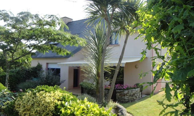Tregunc House | Peaceful Retreat in Trégunc: Pet-Friendly with a Pool