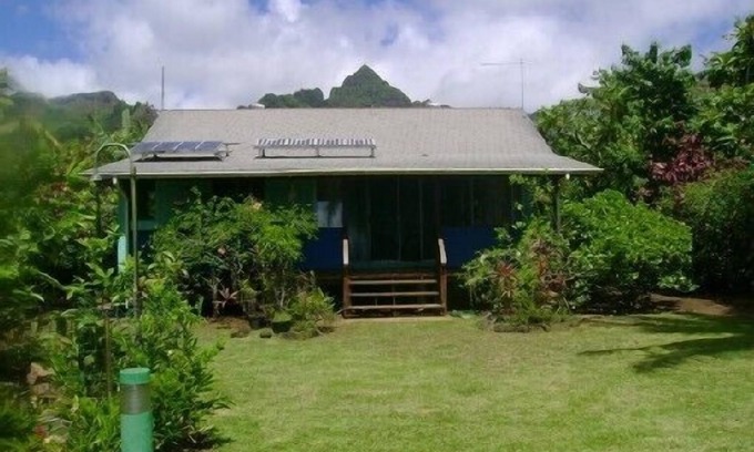 Papeto'ai House | Tropical Oasis Retreat with Breathtaking Ocean Views