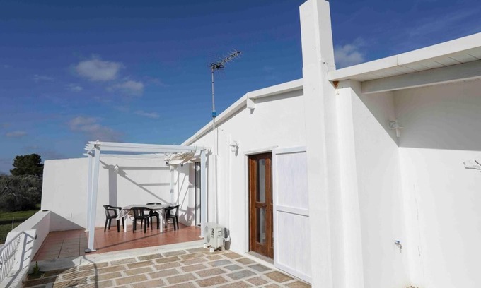 Leverano Villa | Inviting Villa with Pool for Families and Pets