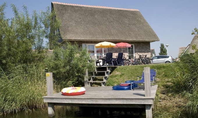 Makkum Cabin | Detached villa with plenty of space