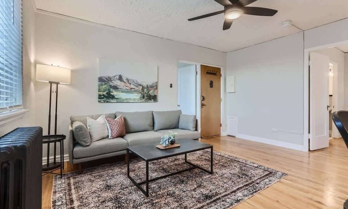 City Park Apartment | Detroit by Modern Midstay/On City Park! #T22
