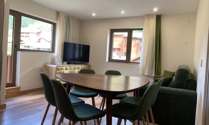 Soldeu Apartment | Sky Tartel: Exceptional Family-Friendly Retreat Near Soldeu