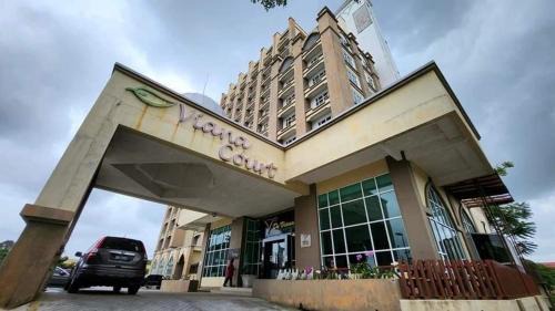Wakaf Che Yeh Apartment | Family-Friendly De'Vianna Apartment with Pool Access