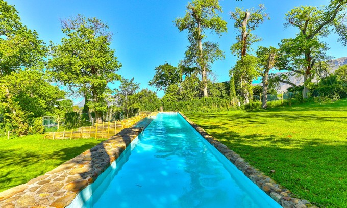 Cape Town City Centre Bed & Breakfast | Devonport House: 4-Star Stay with Pool & Family-Friendly Amenities