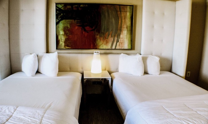 Rosamond Hotel | Budget-Friendly Devonshire Inn with Family Amenities