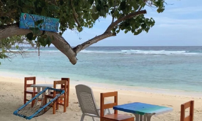 Mahibadhoo House | Relax at Dhamana Beach: 4-Star Ocean View Retreat