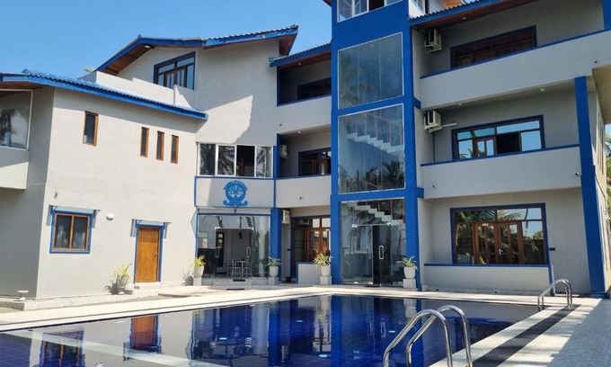 Wadduwa Hotel | Idyllic Escape at Dhammika Beach Palace with Ocean Views