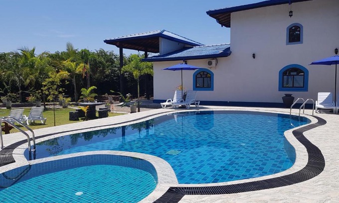 Wadduwa Hotel | Discover Dhammika Magic Palace: Oceanfront Oasis with Pool