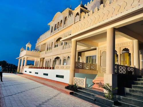 Alwar Resort | Discover Dhawala Resort: Pet-Friendly Oceanfront Escape