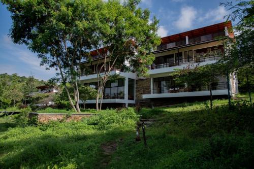 Bandipur House | Welcoming Dhole's Den Bandipur: Top-Rated Family Escape