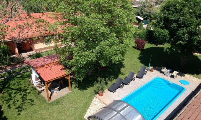 Tiszafured House | Explore Diófa Vendégházak: 9.4/10 with Oceanfront Spa