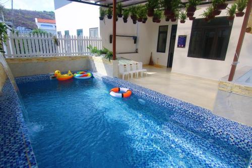 Vung Tau Villa | Explore Diễm My Villa: Pet-Friendly Oasis with Ocean Views