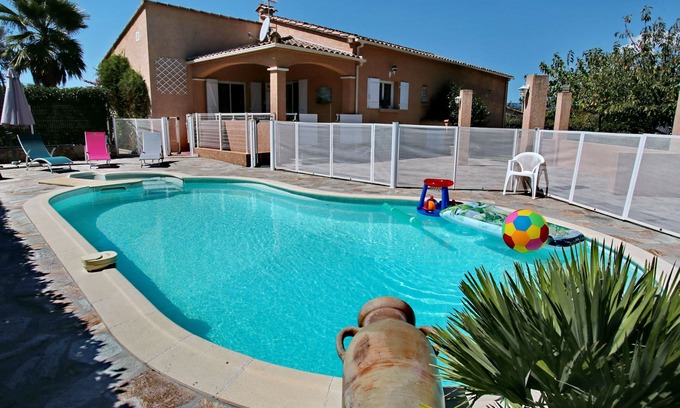 Cauro House | Relaxing Villa Di Felicita with Pool Near the Beach