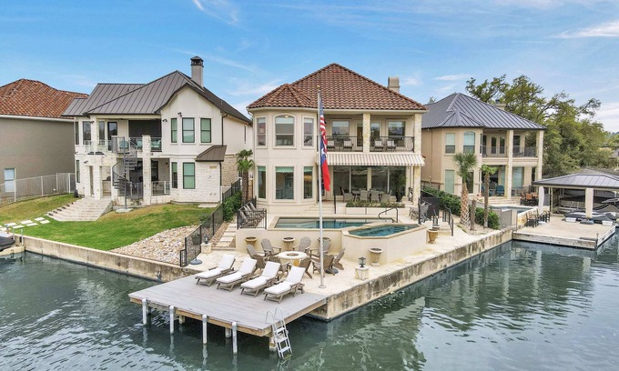 Horseshoe Bay West House | Relax at Diagonal Dreams Lake House with Private Pool & Spa