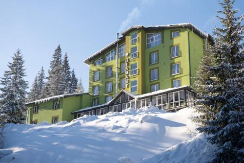 Dragobrat Hotel | Discover Diamant Dragobrat: Guest Rated 9/10 & Pet Friendly