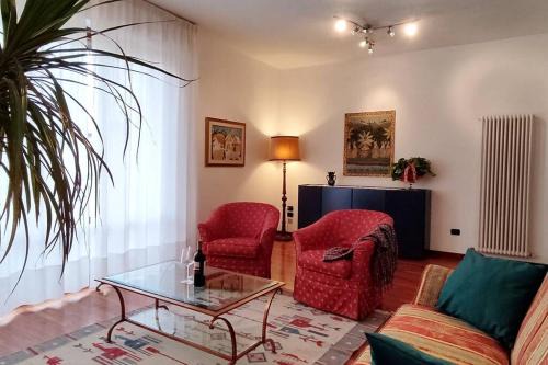 Montecalvoli Apartment | Discover Diamante: Family-Friendly Retreat in Tuscany