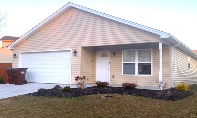 Middletown House | Discover the Hidden Gem: Diamond in the Rough Experience