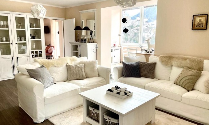 Bad Gastein Apartment | Delightful Panorama & Spa Apartment with Private Pool