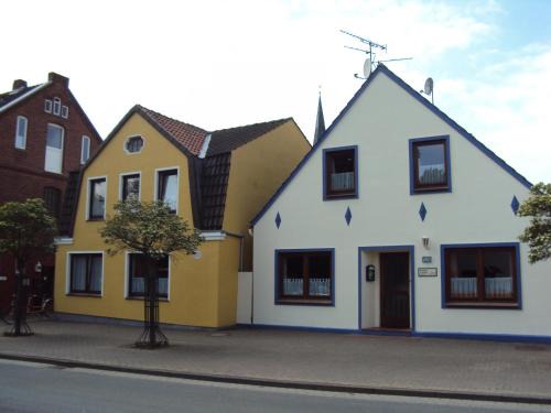 Wremen Apartment | Family-Friendly Die Lütte Krabbe: Highly Rated Escape