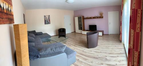 Neuendorf House | Die Schwalbe: Family-Friendly Stay with Oceanfront Views