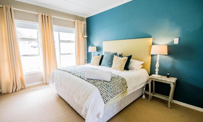 Still Bay House | Oceanfront Escape at Die Strandhuis - Unforgettable Stays