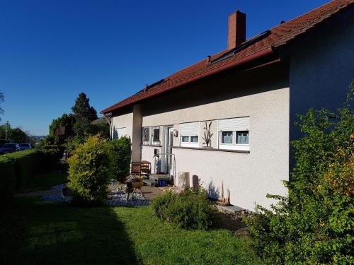 Bretzfeld Apartment | Family-Friendly Retreat at Die Wohnung Stein
