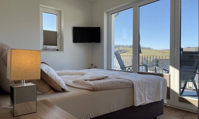 Heringhausen House | Welcome to Diemelblick 18: Family-Friendly with Spa Access