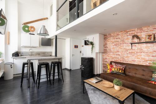 Marechal Lyautey - Vitton Apartment | Family-Friendly DIFY Boileau - Foch: Comfort Awaits You