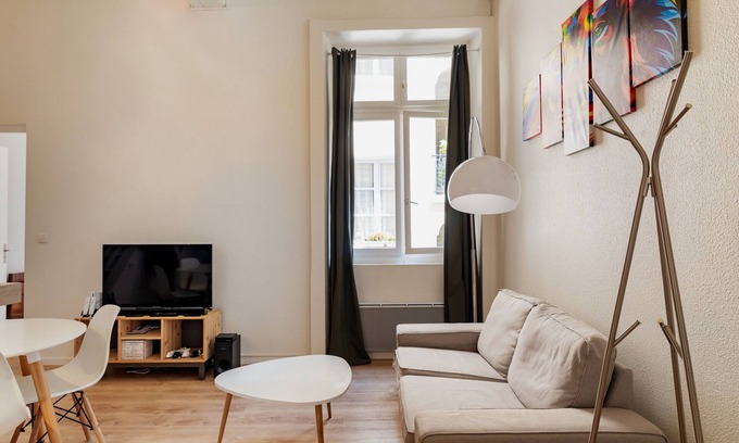 Griffon - Royale Apartment | Discover DIFY Moderne - Hotel de Ville with Family Amenities