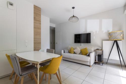 Le Bourg - Gare De Vaise Apartment | DIFY Sedallian - Vaise