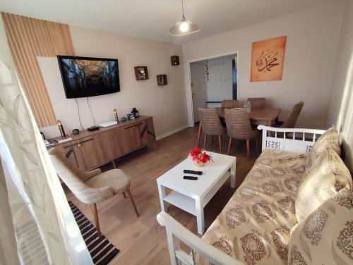 Dijon Apartment | Family-Friendly Stay at Dijon Nobel with Great Amenities