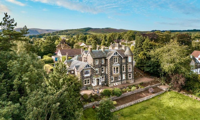 Peebles Apartment | Pet-Friendly Retreat at Dilkusha, Peebles - Rated 9.8/10