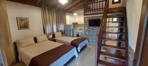 Ormos Panagias Apartment | Discover Dimitris' Villas: Pet-Friendly Retreat with High Ratings