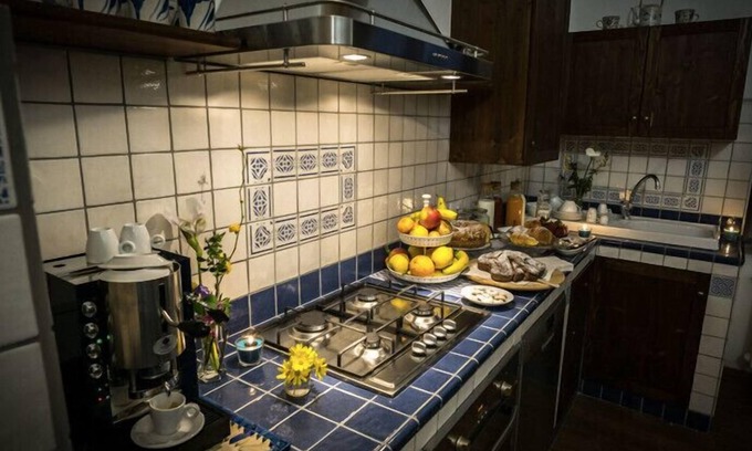 Loreto Aprutino Bed & Breakfast | Top-Rated Dimora Amina B&B with Spa & Breakfast Included