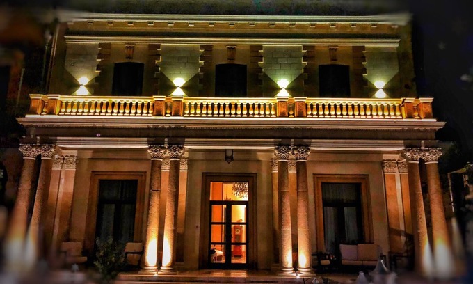 Lecce Historic Center Bed & Breakfast | Indulge at Dimora Charleston SPA in Lecce – 10/10 Rated!