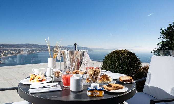Baia House | Indulge at Dimora dei Lari with Ocean Views & Spa Access