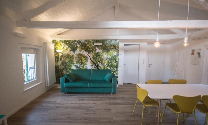 Cison di Valmarino Apartment | Enchanting Dimora del Poeta: Guest Rated 9.7, Family-Friendly