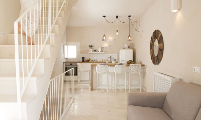 L'Assunta House | Explore Dimora Madina with Terrace in Monopoli Old Town