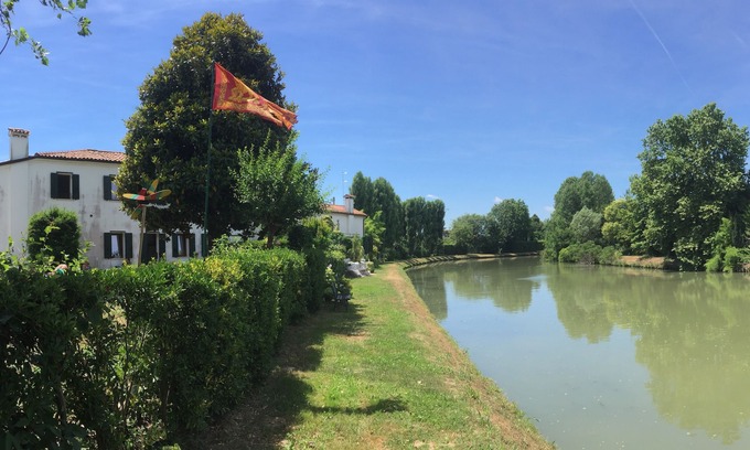 Dolo Bed & Breakfast | Relaxing Dimora Naviglio B & B with Ocean View near Venice