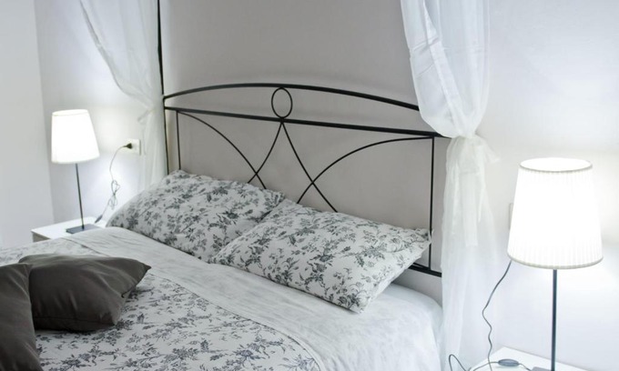Offida Bed & Breakfast | Welcoming Family Retreat at Dimora nel borgo