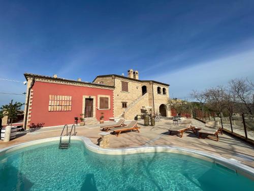 Offida Bed & Breakfast | Discover Dimora Rosso Piceno: Oceanfront Paradise Awaits