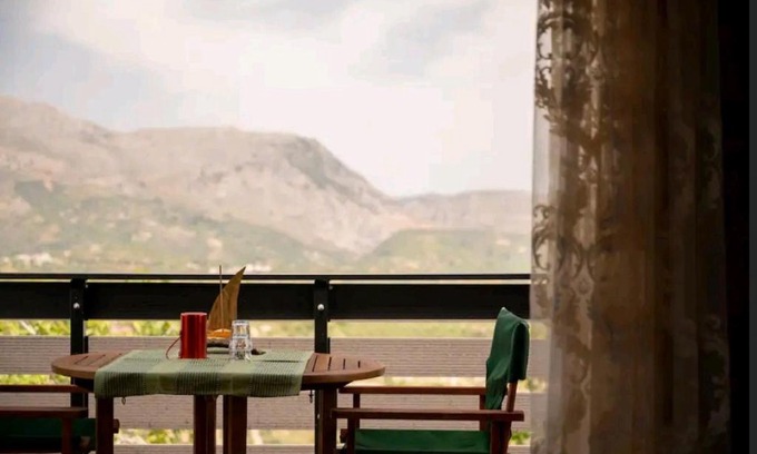 Petrokefalo Ski Chalet | Highly Rated Dioni Stone House with Breakfast & Family-Friendly Amenities
