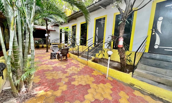 Vagator House | Pet-Friendly Dipty Welcome Stay with Pool & Ocean Views