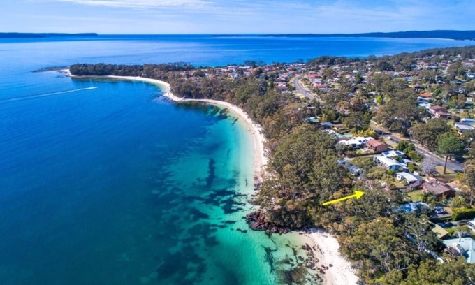 Jervis Bay House | Beachfront Bliss: Direct Access to Orion Beach, Jervis Bay