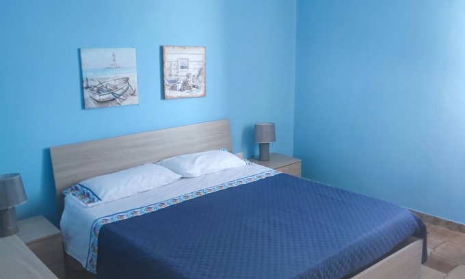 Licata Apartment | Direct and private entrance to the beach,
