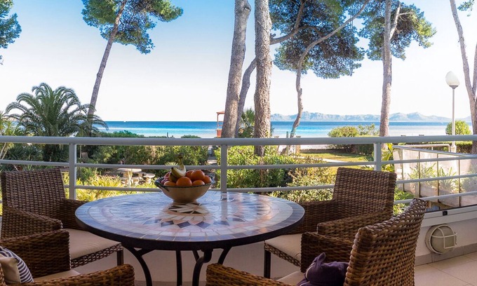 Alcudia Apartment | Beachfront Apartment with Ocean Views for 4 in Alcudia