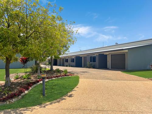 Emerald Apartment | Relax at Direct Collective - Villas on Rivergum with Hot Tub